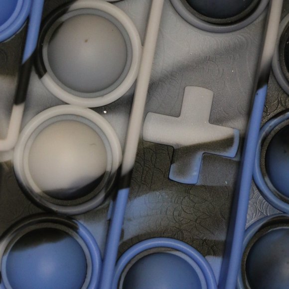 Game Controller Popping Fidget Toy - Picture 4 of 4